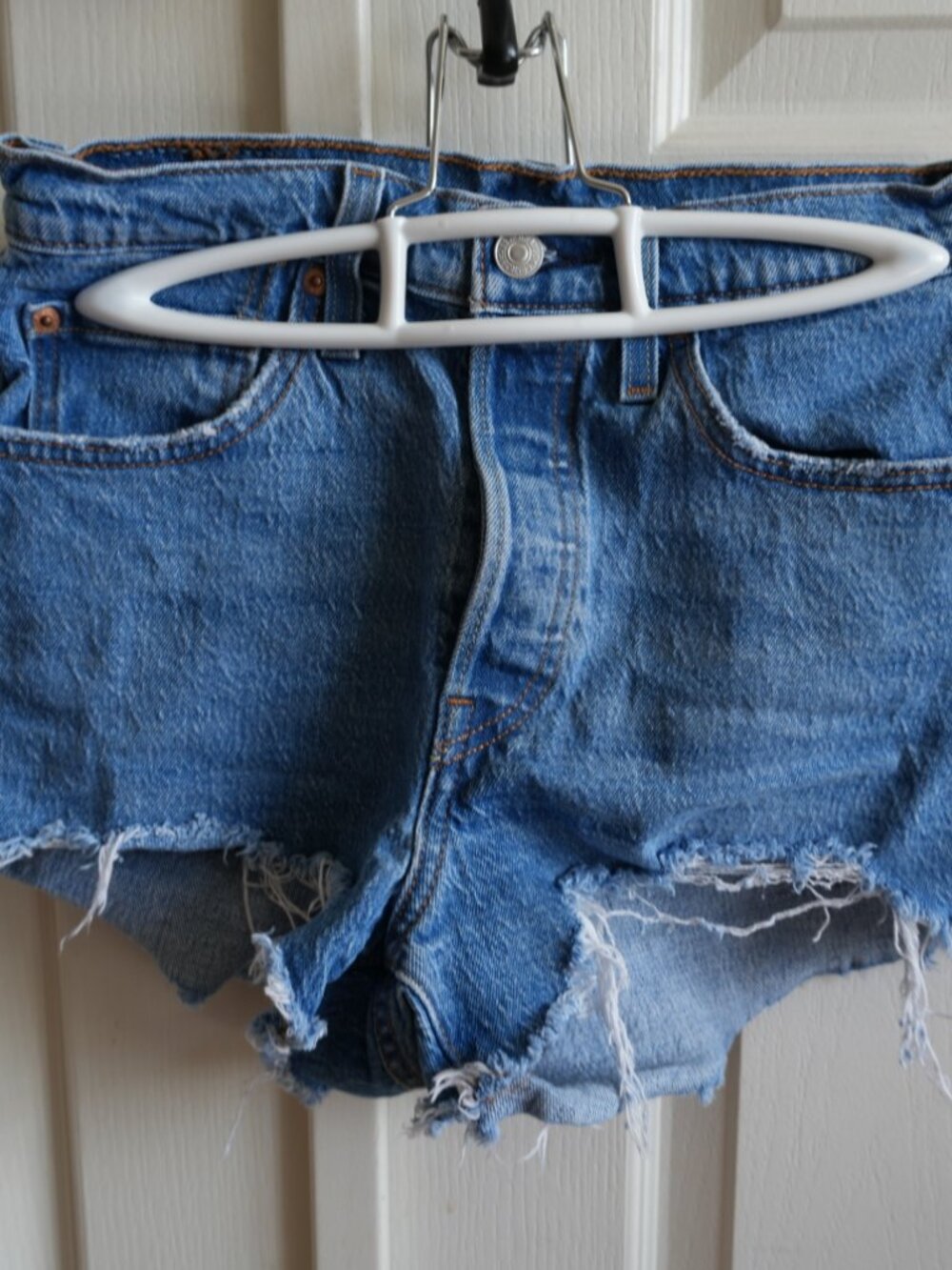 Levi Jean Shorts, W26